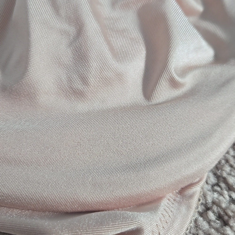 Good Condition Wacoal Bra, Nude Color, Size 38D - Picture 5 of 5